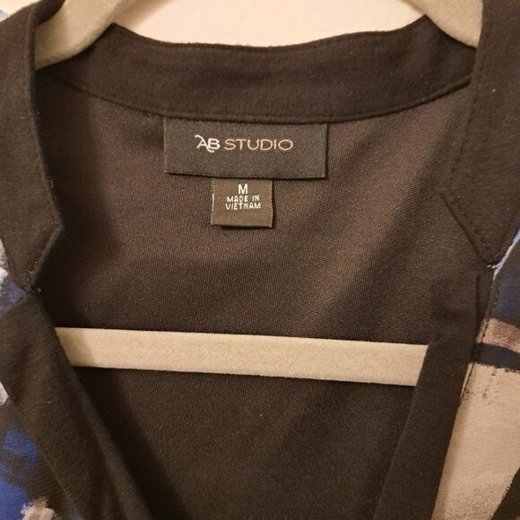 AB Studio Black and Blue Blouse Size Medium - Picture 2 of 3